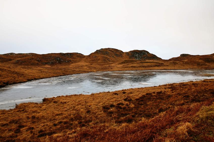 20101231-140336.jpg - Icy lochan