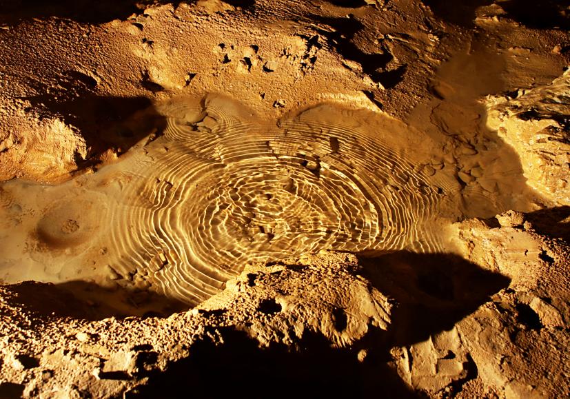 20110327-141907.jpg - Pool with ripples