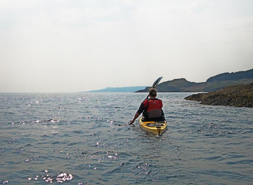 20110429-134902.jpg - Leaving Armadale and paddling south