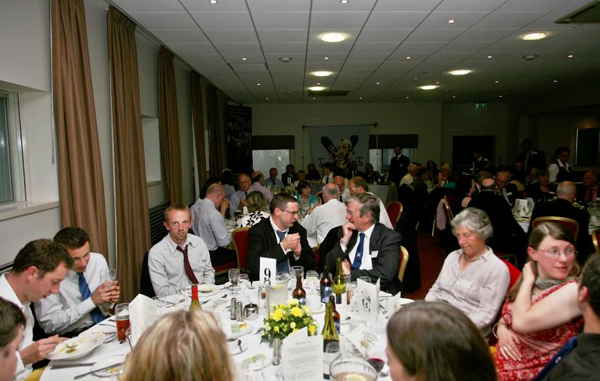 20110618-185742.jpg - Dinner hall
