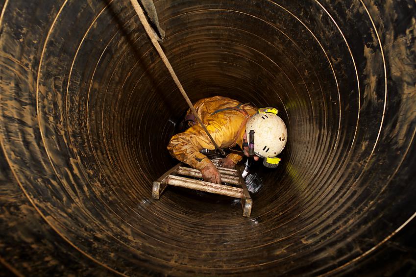 20130202-151806.jpg - Climbing the entrance ladder