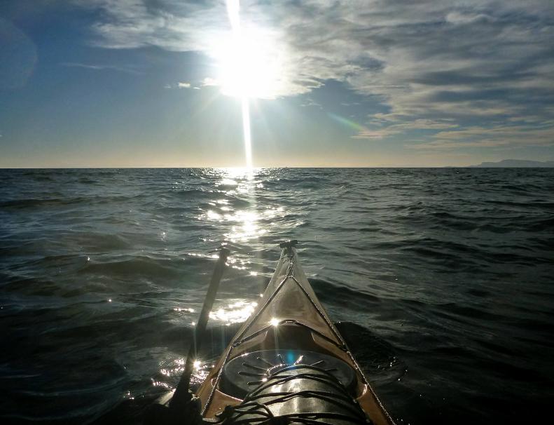 20130930-075803.jpg - Paddling into the sun