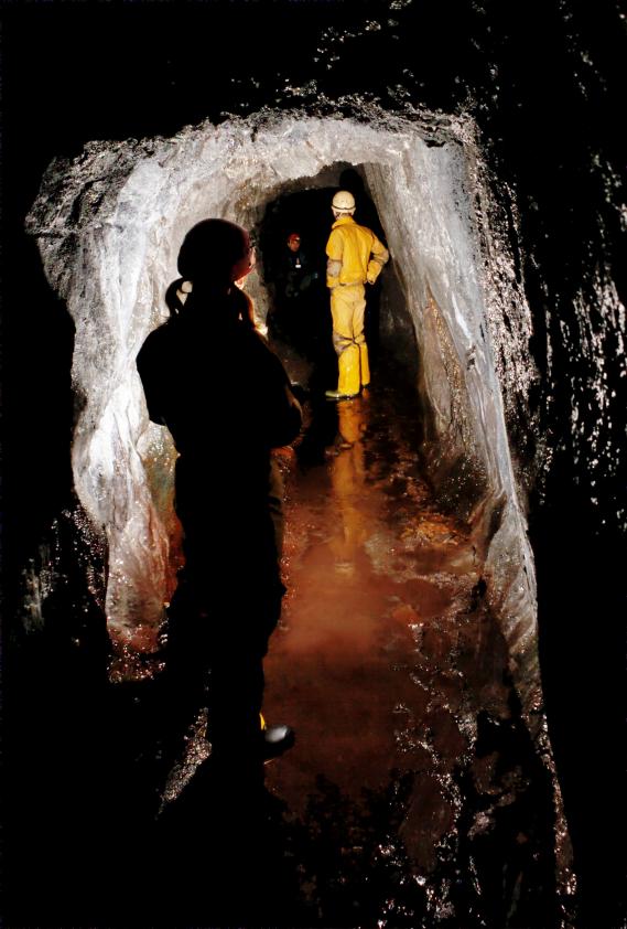 20141025-110943.jpg - Mine passage